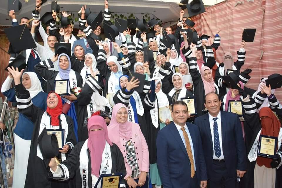 شهدت  النقابة العامة بقاعه مدينه نصر بالقاهرة.حفل تكريم الخريجين بكليات العلوم دفعه 2022